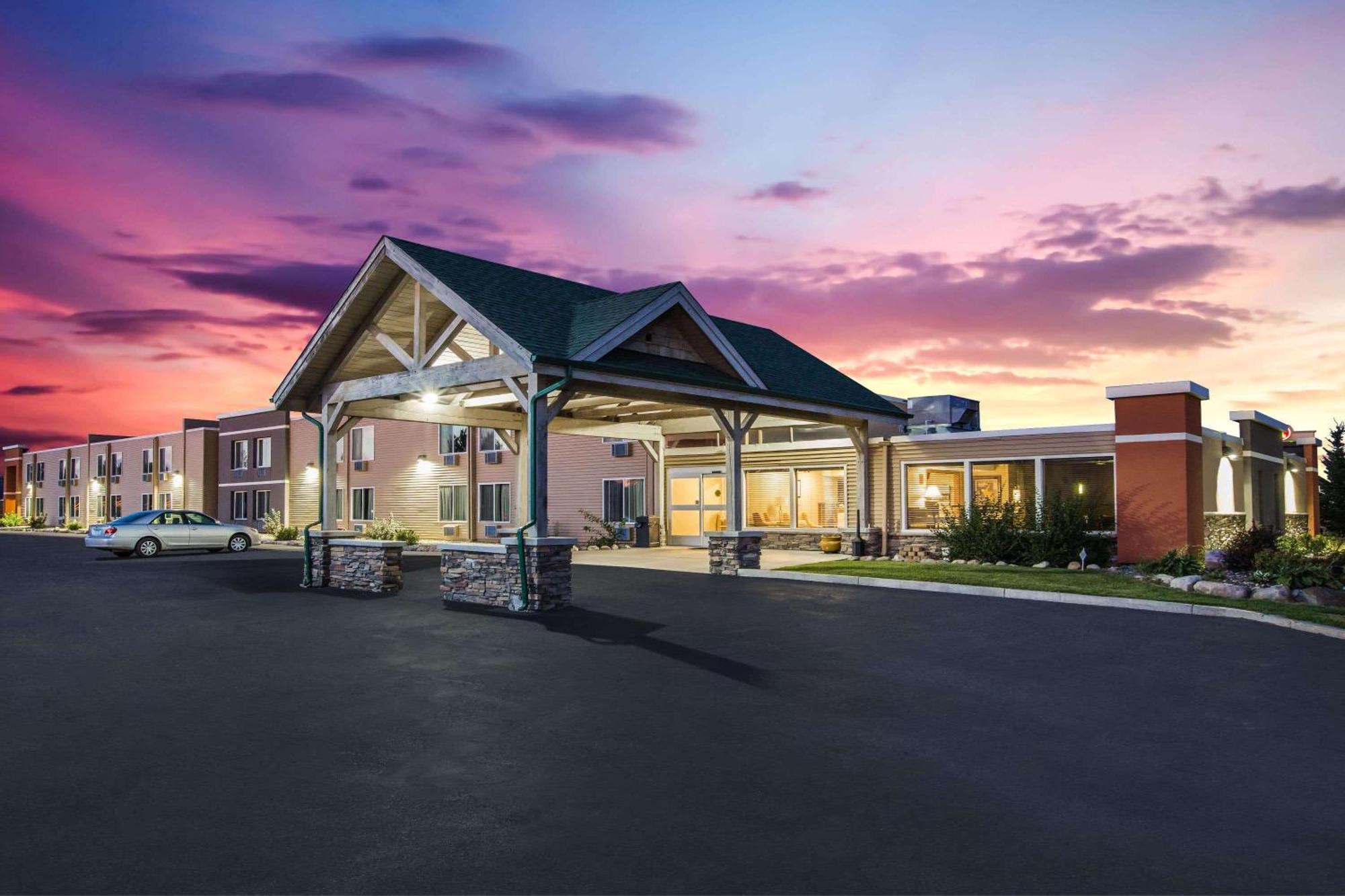 Americinn By Wyndham Baxter Brainerd Εξωτερικό φωτογραφία